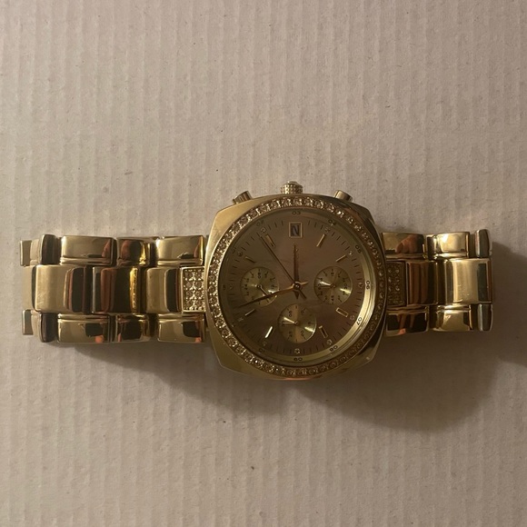 DKNY watch - Picture 2 of 5